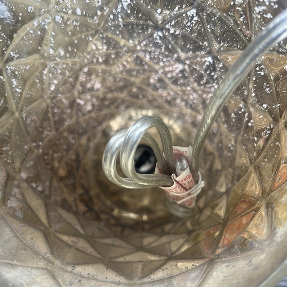 Beautiful lamp - Picture 2 of 7